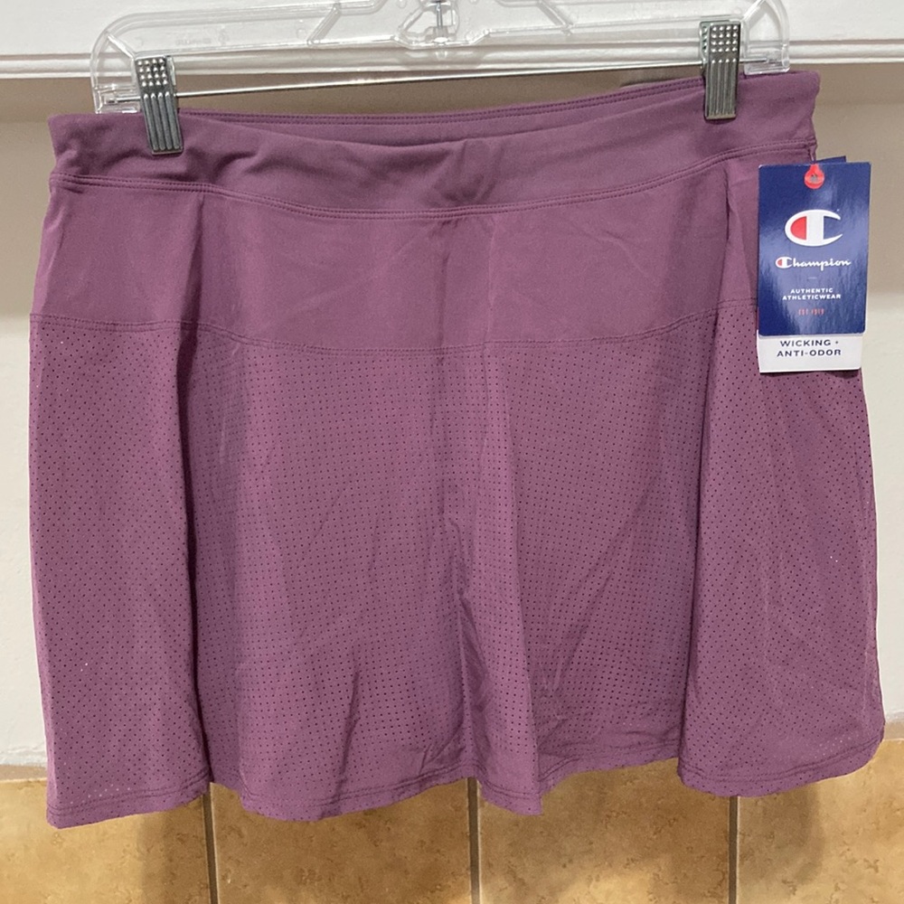 ⬛️⬛️ Champion Women’s Purple A-line Sport Skort (size L) NWT
